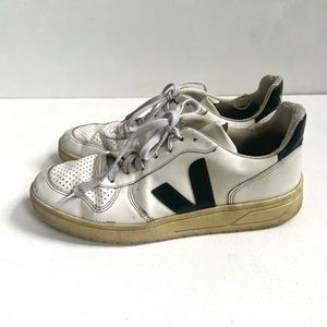 Veja | V-10 Leather Sneakers